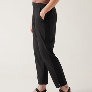 Athlete Brooklyn Ankle Pant - Size 12 Black